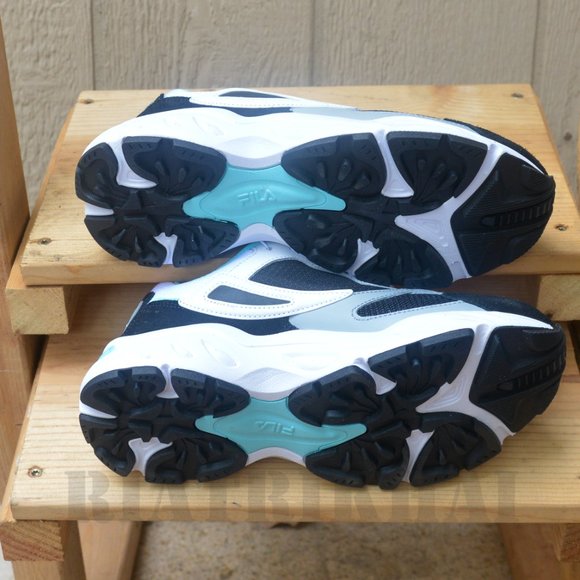 Green FILA Ladies' Shoe - Picture 5 of 6